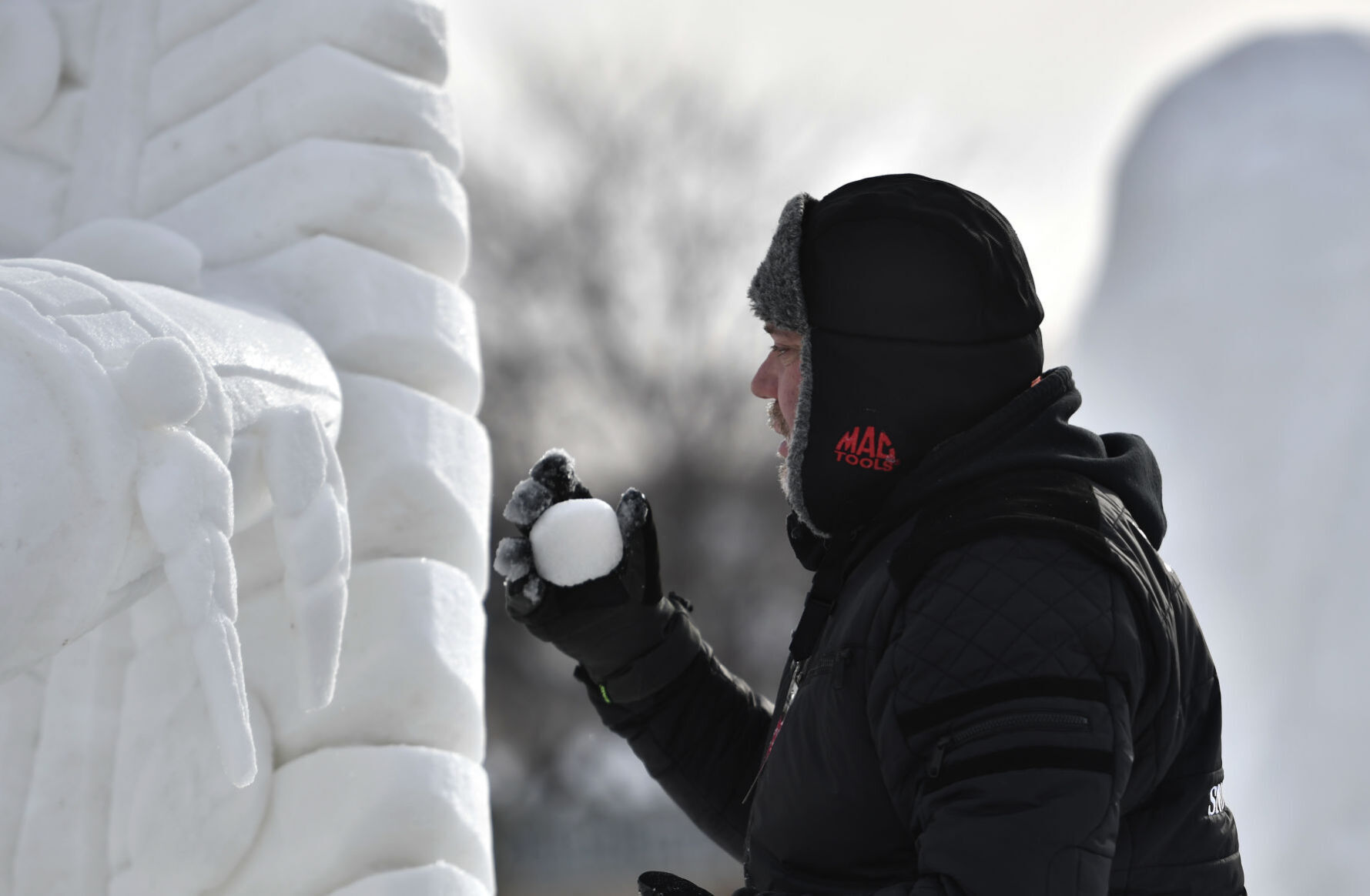 WINTERFEST SNOW SCULPTURES
